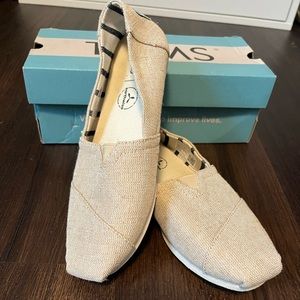 Natural Canvas TOMS